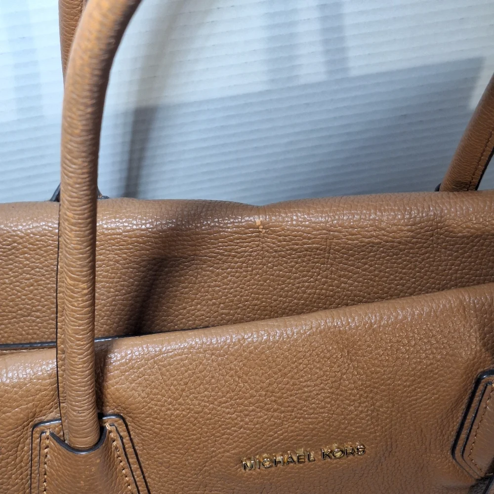 Michael Kors Mercer Brown Pebble Leather Tote Bag With Charm Large Crossbody GUC
